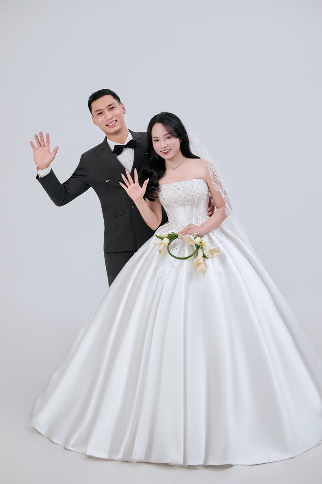 Tay trong tay trọn đời