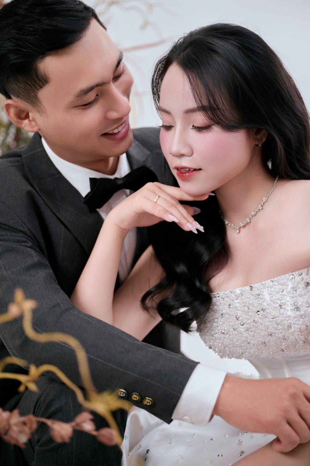 Nụ hôn ngày chung đôi